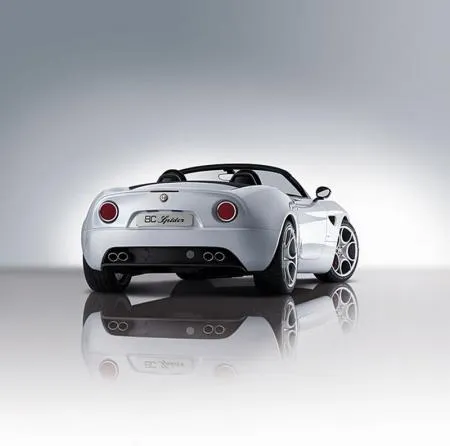 Alfa Romeo 8C Spider Arrière Blanc