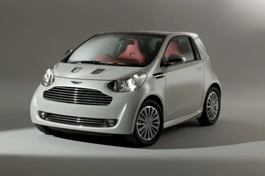 Aston Martin Cygnet, je suis pas convaincu... — photo 1