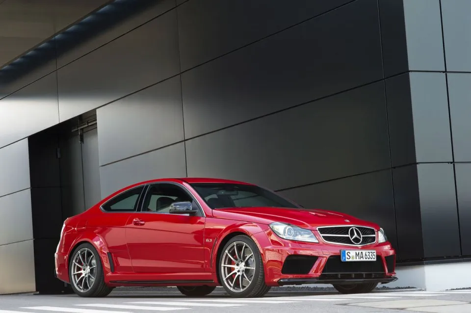 Mercedes C 63 AMG Coupé Black Séries, le top du top — photo 1