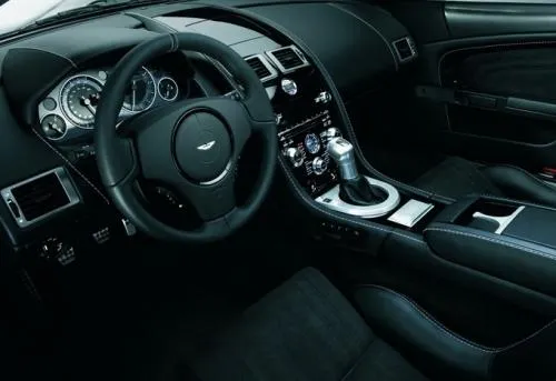 aston martin DBS