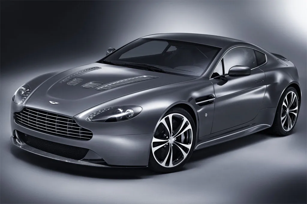 aston-martin-v12-vantage-5