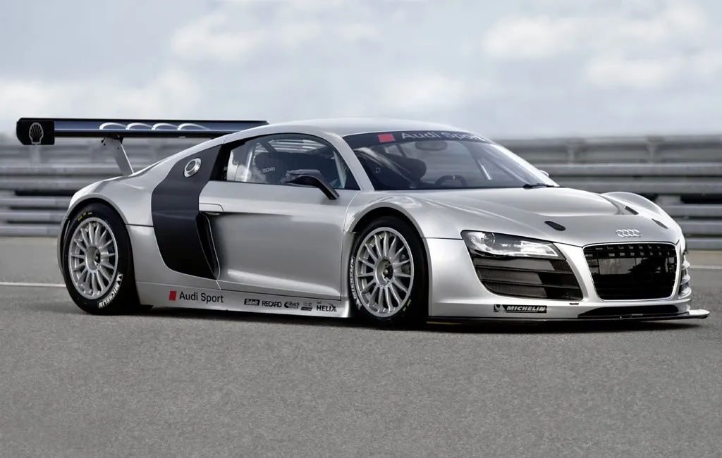 Audi R8 GT3, Porsche en ligne de mire... — photo 1