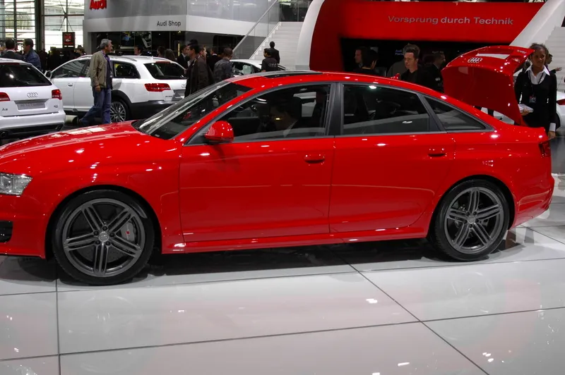 Audi RS6, version Berline — photo 1