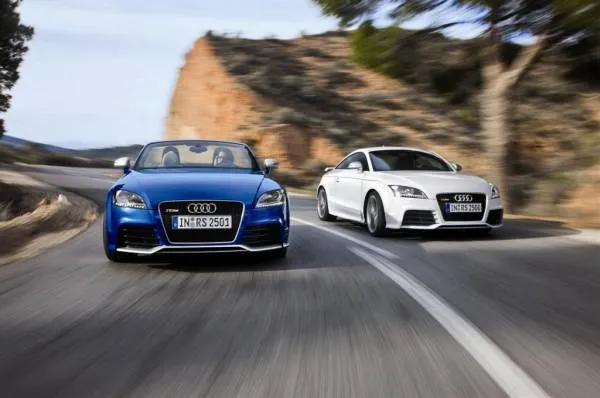 audi-tt-rs-2