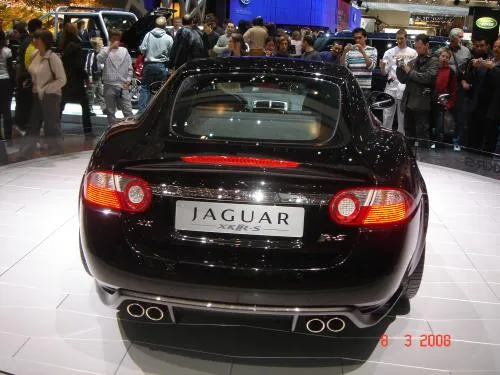 Jaguar XKR-S