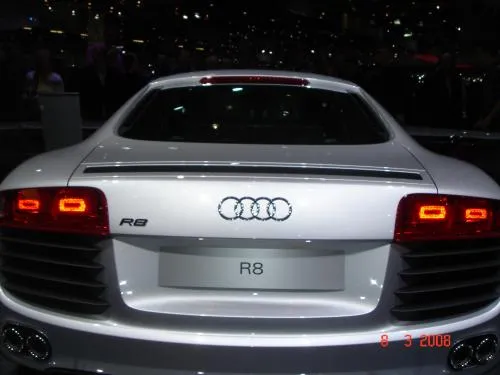 Audi R8 Gris