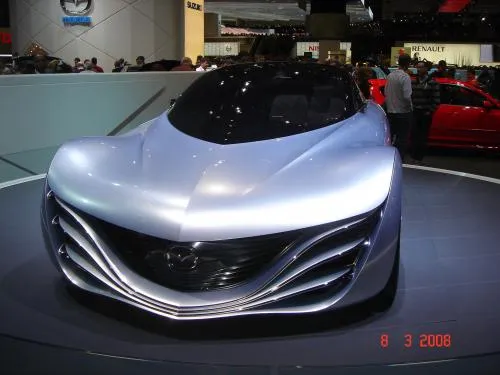 Mazda Taiki bleue