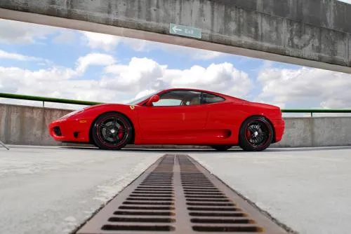 Ferrari Modena rouge 6
