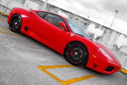 Ferrari Modena rouge 7