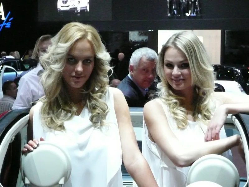 hotesses-fiat-geneve-2009-2