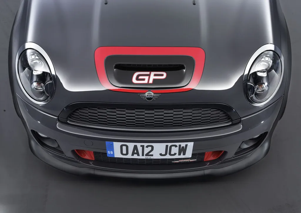 Mini Cooper S JCW GP, la dernière version — photo 1