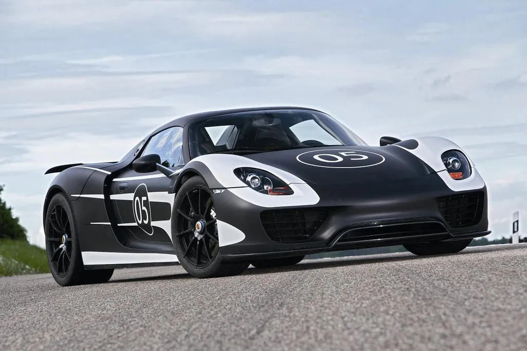 Porsche 918 Spyder, le superlatif alternatif arrive — photo 1