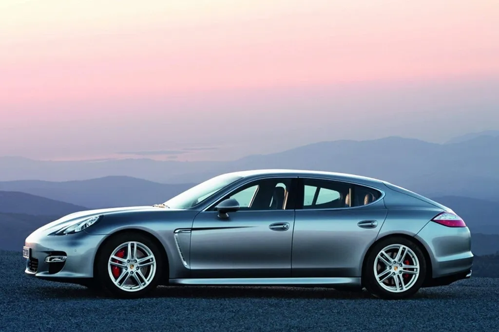 porsche-panamera-2