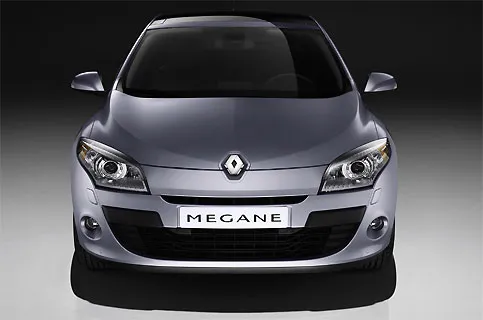 Renault Megane III berline, plus consensuelle — photo 1